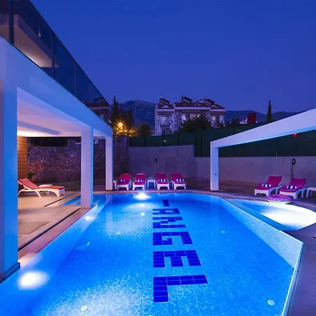 Hisar Prestige E - 4 Bedroom Private In Popular Hisaronu וילה